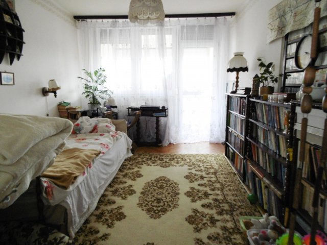 Eladó panellakás, Budapesten, III. kerületben, Raktár utcában