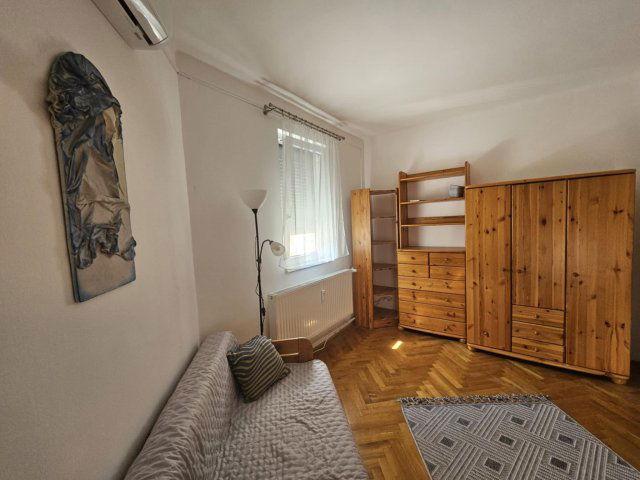 Kiadó téglalakás, albérlet, Csornán 150 E Ft / hó, 2+1 szobás