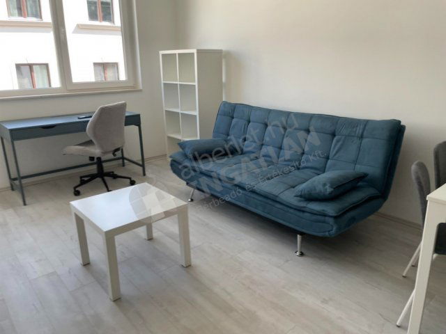 Kiadó téglalakás, albérlet, Budapesten, VIII. kerületben