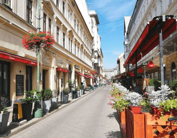 Eladó téglalakás, Budapesten, IX. kerületben, Ráday utcában
