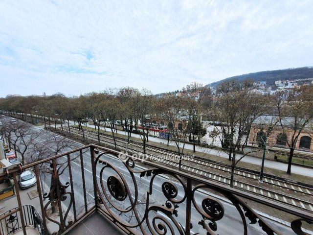 Eladó téglalakás, Budapesten, II. kerületben 124.2 M Ft