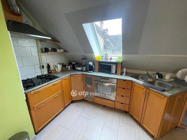 Eladó téglalakás, Egerben 48.9 M Ft, 2 szobás