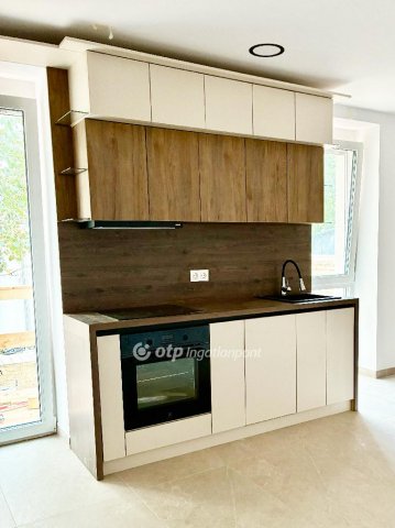 Kiadó téglalakás, albérlet, Pécsett 250 E Ft / hó, 2 szobás