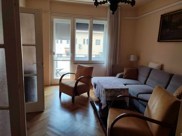 Kiadó téglalakás, albérlet, Pécsett 179 E Ft / hó, 2 szobás