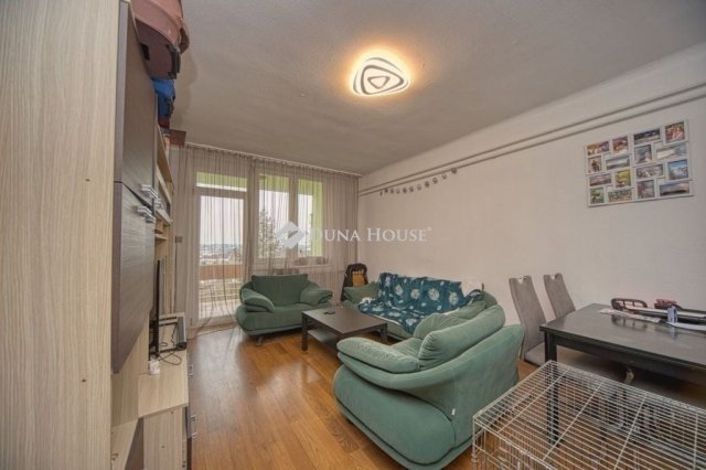 Eladó téglalakás, Budapesten, XXI. kerületben 69.9 M Ft