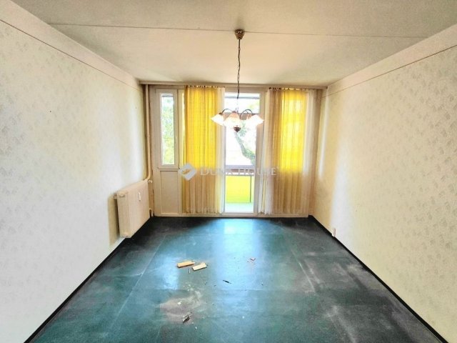 Eladó panellakás, Debrecenben 54.9 M Ft, 2 szobás