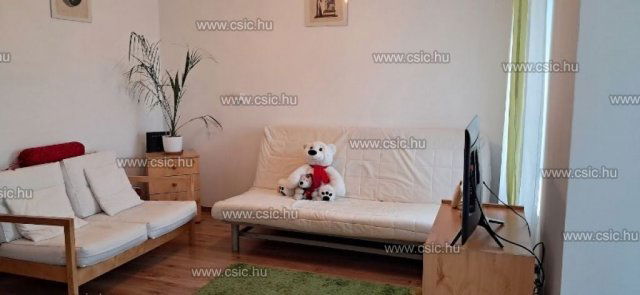 Eladó téglalakás, Budapesten, IV. kerületben 62 M Ft, 1 szobás