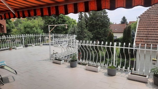 Eladó családi ház, Nagykőrösön 78 M Ft, 5 szobás