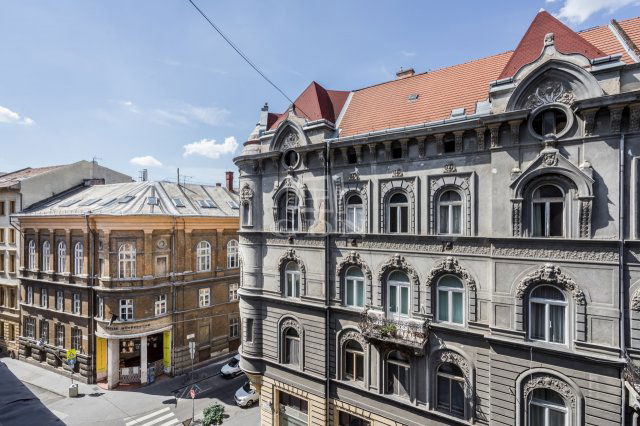 Eladó téglalakás, Budapesten, VII. kerületben 179.45 M Ft