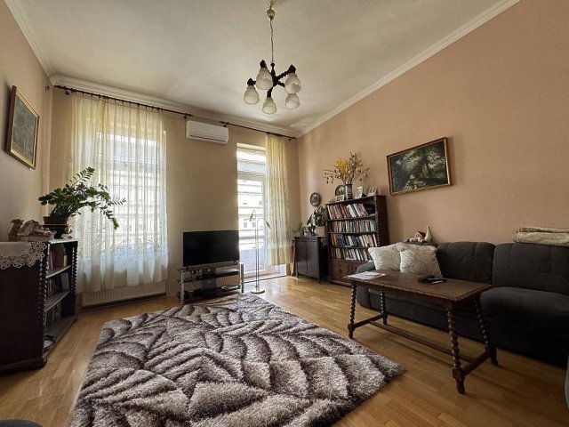 Eladó téglalakás, VII. kerületben, Péterfy Sándor utcában