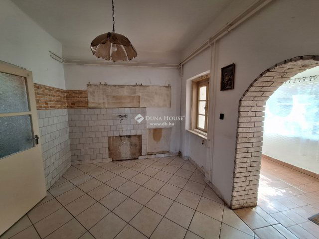 Eladó családi ház, Toronyon 46 M Ft, 4 szobás