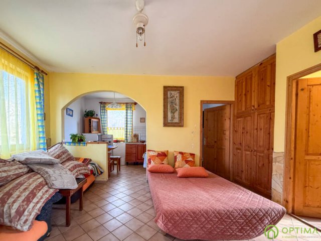 Eladó családi ház, Balatonfenyvesen 79.9 M Ft, 4 szobás