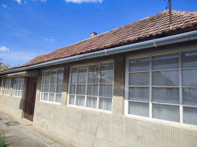 Eladó családi ház, Egyeken 5.9 M Ft, 3 szobás