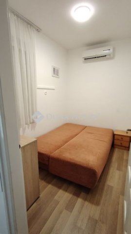 Eladó nyaraló, Békésszentandráson 119.9 M Ft, 4 szobás