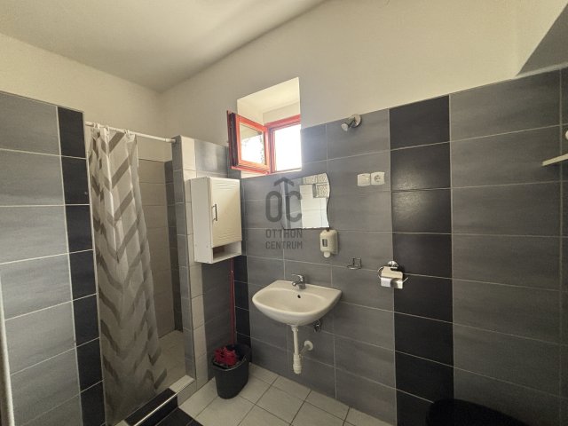 Eladó családi ház, Gávavencsellőn 14.7 M Ft, 2 szobás