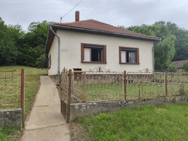 Eladó családi ház, Zalaszentbalázson 32 M Ft, 2 szobás
