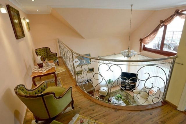 Eladó családi ház, Kiskunfélegyházán 149.9 M Ft, 5 szobás