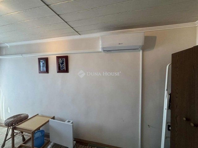 Eladó családi ház, Görcsönyben 59.9 M Ft, 4 szobás