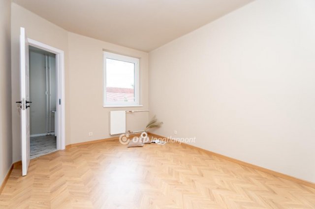 Eladó téglalakás, Budapesten, XVIII. kerületben 99.8 M Ft