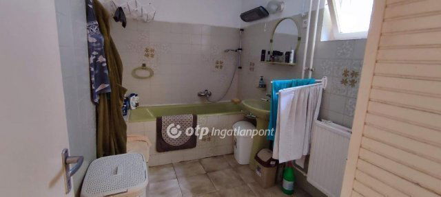 Eladó családi ház, Taksonyon 97.8 M Ft, 3+2 szobás