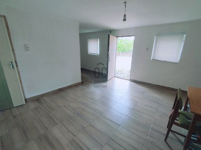 Eladó családi ház, Nagykőrösön 11.9 M Ft, 1 szobás