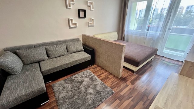 Kiadó téglalakás, albérlet, Debrecenben 180 E Ft / hó, 1 szobás
