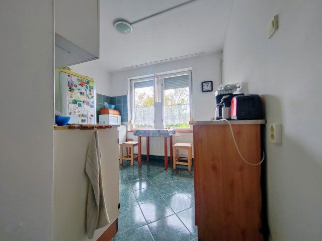 Eladó panellakás, Hajmáskéren 25.9 M Ft, 3 szobás