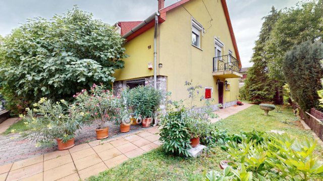 Eladó családi ház, Miskolcon 69.5 M Ft, 4+1 szobás