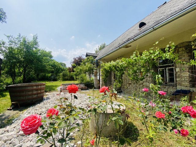 Eladó családi ház, Füzérradványon 30 M Ft, 3 szobás