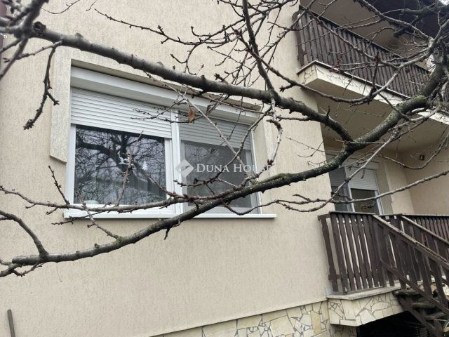 Eladó ikerház, Kecskeméten 139.9 M Ft, 4 szobás