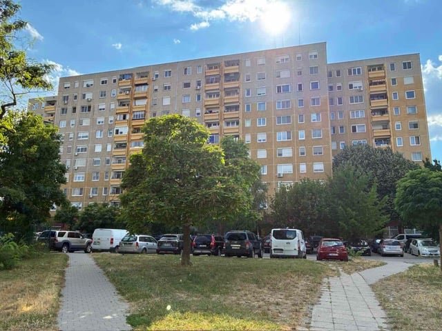 Eladó panellakás, Budapesten, III. kerületben 67.9 M Ft