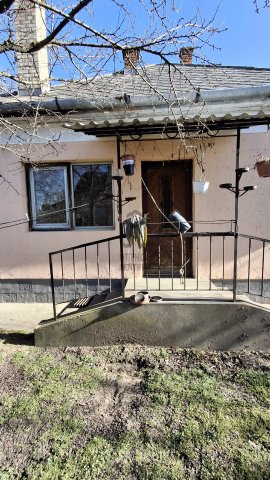 Eladó családi ház, Hajdúsámsonon 50 M Ft, 4 szobás