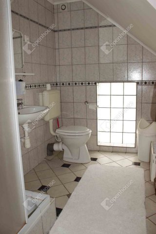 Eladó üzlethelyiség, Kondorfán 259.9 M Ft / költözzbe.hu