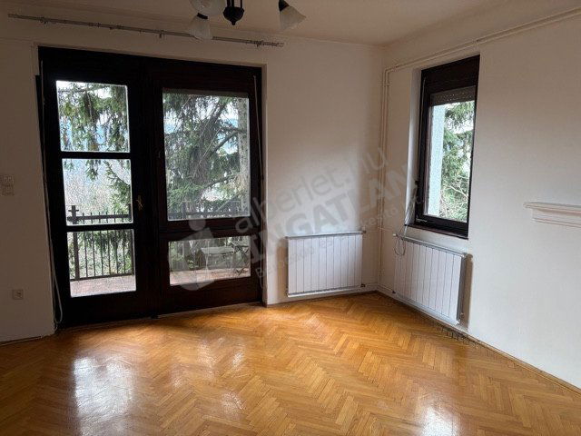 Kiadó téglalakás, albérlet, II. kerületben, Vöröstorony lejtőn