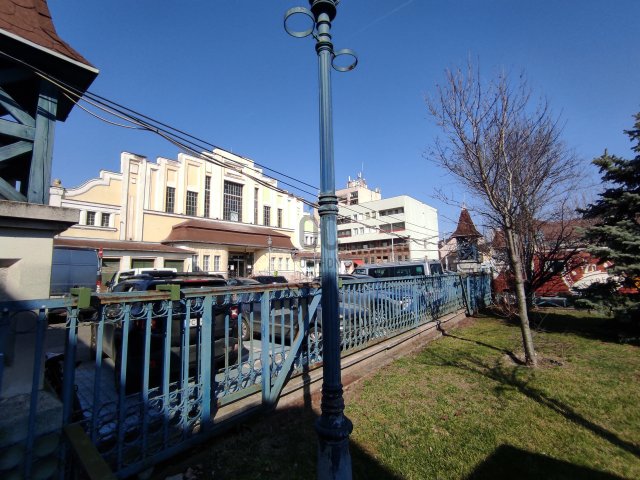 Eladó üzlethelyiség, Budapesten, XX. kerületben 12 M Ft