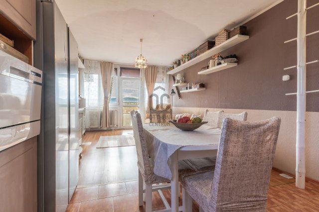 Eladó téglalakás, Budapesten, XV. kerületben 71.9 M Ft, 3 szobás