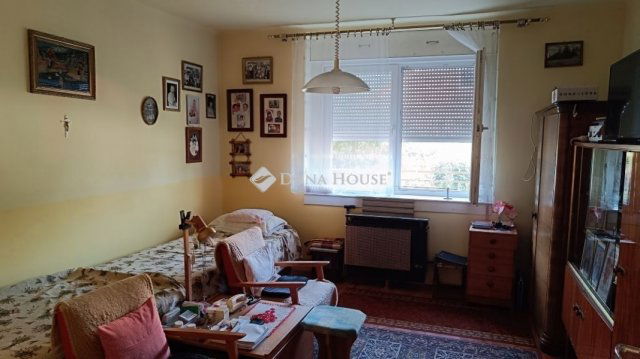 Eladó családi ház, Zsámbokon 28.9 M Ft, 3 szobás