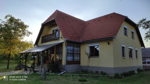 Eladó családi ház, Ilken 120 M Ft, 7 szobás