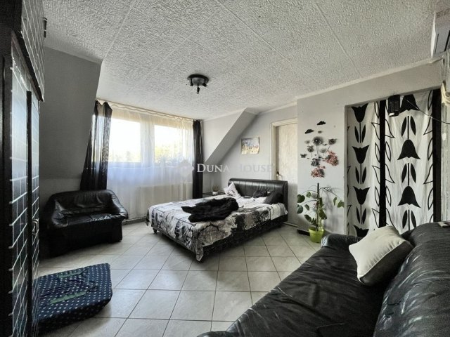 Eladó családi ház, Érden 85 M Ft, 6 szobás