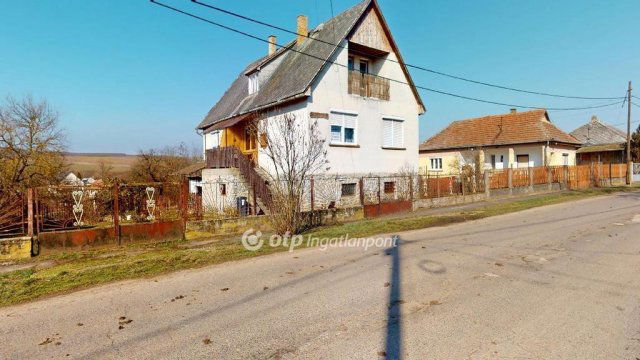 Eladó családi ház, Rásonysápberencsen 21.5 M Ft, 4+1 szobás