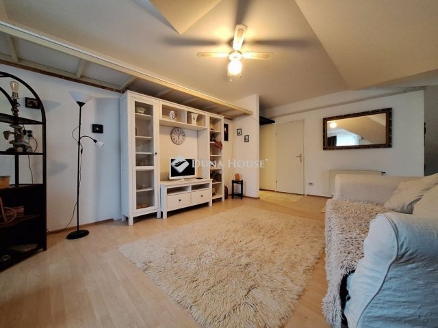 Eladó téglalakás, Győrladaméren 74.9 M Ft, 4+1 szobás