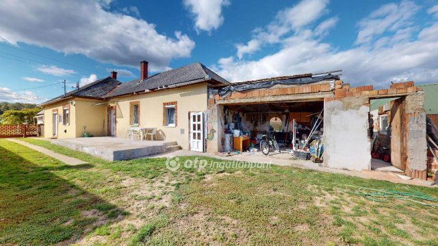 Eladó családi ház, Ibrányban 30 M Ft, 3 szobás