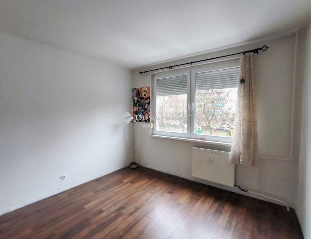 Eladó panellakás, Budapesten, X. kerületben 62.9 M Ft, 2+1 szobás