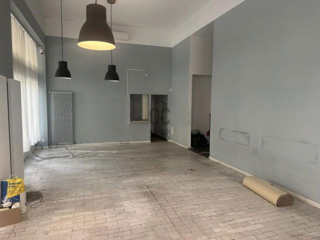 Eladó ipari ingatlan, Budapesten, V. kerületben 330 M Ft