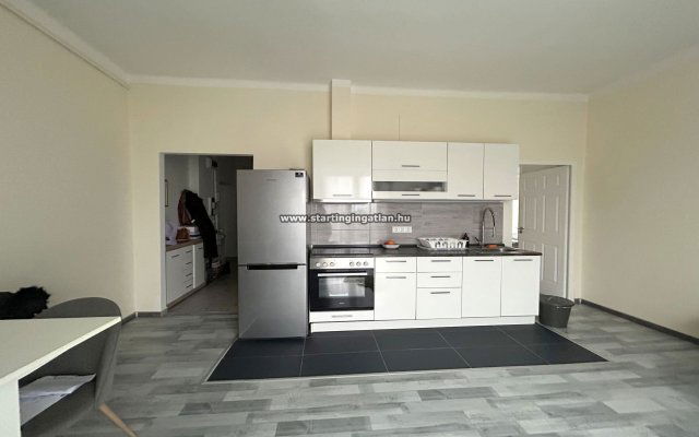 Eladó téglalakás, Budapesten, III. kerületben, Bogdáni úton