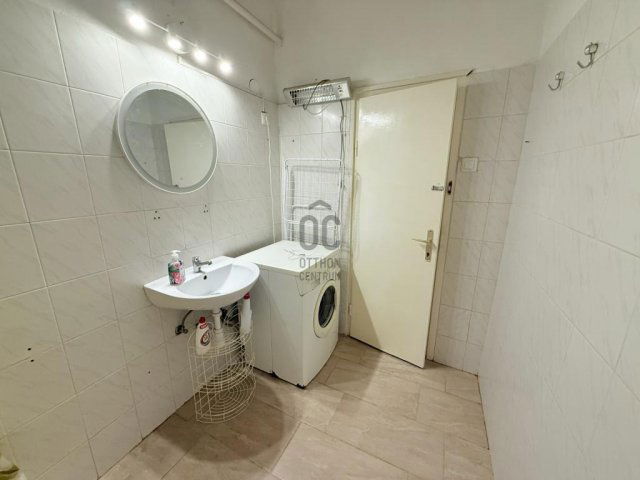 Eladó téglalakás, Budapesten, V. kerületben 72 M Ft, 2 szobás