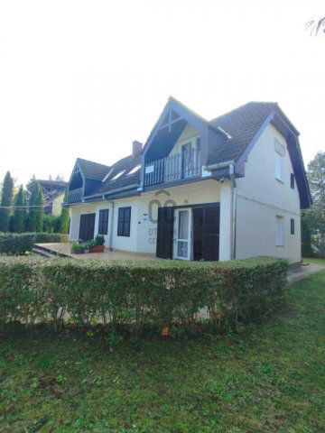 Eladó családi ház, Szántódon 199 M Ft, 8 szobás