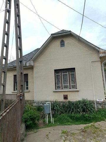 Eladó családi ház, Salgótarjánban 20 M Ft, 3 szobás