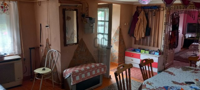 Eladó családi ház, Egyeken 8.5 M Ft, 2 szobás