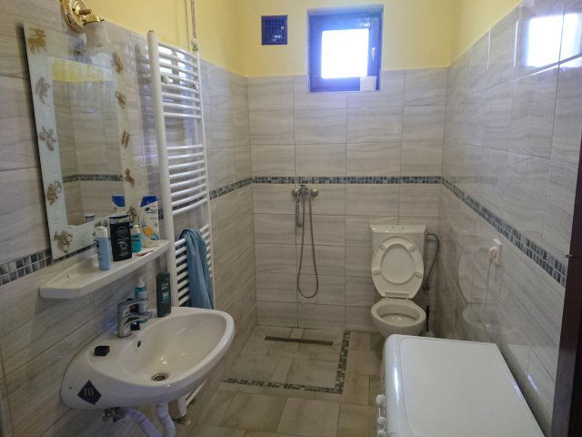 Kiadó családi ház, albérlet, Vecsésen 500 E Ft / hó, 3 szobás
